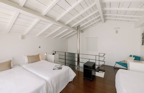 Bonfim Apartment | 27 m² Studio flat ∙ 1 bedroom ∙ 5 guests