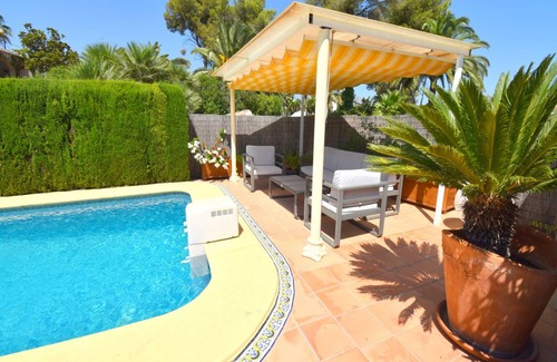 Javea Ski Chalet | 276 m² Chalet ∙ 4 bedrooms ∙ 8 guests