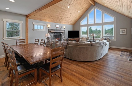 Westbrook Meadows House | 279 m² House ∙ 5 bedrooms ∙ 10 guests