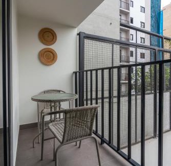 Leuro Apartment | 28 de Julio by Geko
