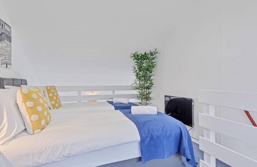 Seafront Apartment | 28 m² Apartment ∙ 1 bedroom ∙ 4 guests