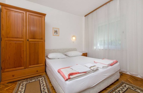 Stari Grad Apartment | 28 m² Apartment ∙ 1 bedroom ∙ 2 guests