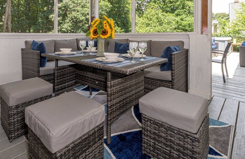 Kernersville House | 2800 sqft 8 beds 2.5 bath sleeps 20 with hot tub, pool, & luxury kitchen/baths