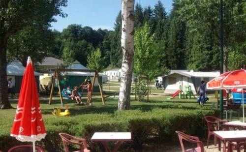 Le Chambon-sur-Lignon RV Rental | 29 m² Mobile home ∙ 2 bedrooms ∙ 5 guests