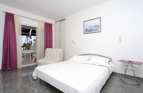 Jesenice Apartment | 29 m² Studio flat ∙ 1 bedroom ∙ 3 guests