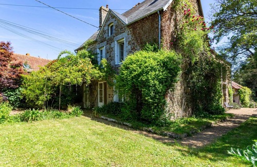 Saint-Pair-sur-Mer Other | 290 m² Accommodation ∙ 4 bedrooms ∙ 8 guests