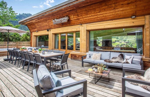 La Clusaz Ski Chalet | 290 m² Chalet ∙ 7 bedrooms ∙ 15 guests