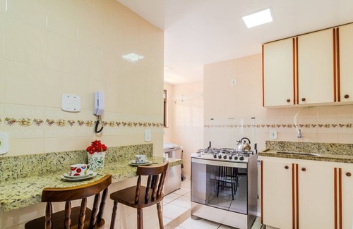 Cabo Frio Apartment | 2B Apartment w/Balcony Ads0103