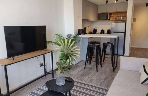 Bellavista Apartment | 2B Modern and Central Live Santiago