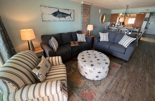 Biltmore Beach Condo | 2bd/2ba Condo Ocean views from every room walk in shower FREE BEACH CHAIRS