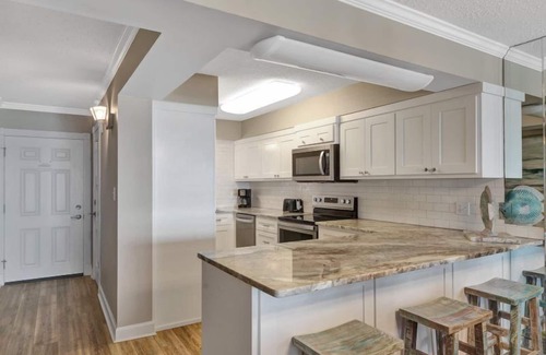 Biltmore Beach Condo | 2bd/2ba Condo Ocean views from every room walk in shower FREE BEACH CHAIRS