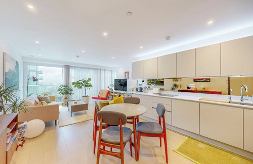 Woolwich Riverside Apartment | 2BDR Near Thames Path & Woolwich Elizabeth Line