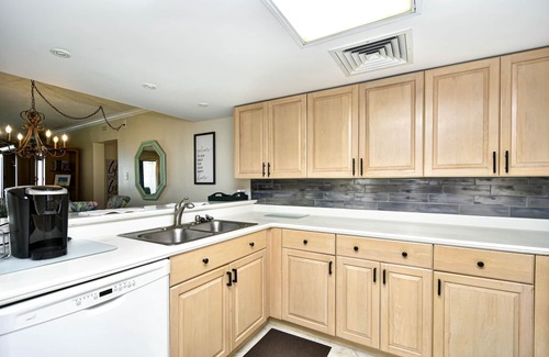 Myrtle Beach Condo | 2bed/2bath Brigadune 16B Oceanfront Condo.