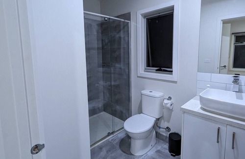 Tullamarine House | 2bed 2bath close to melb airportnn