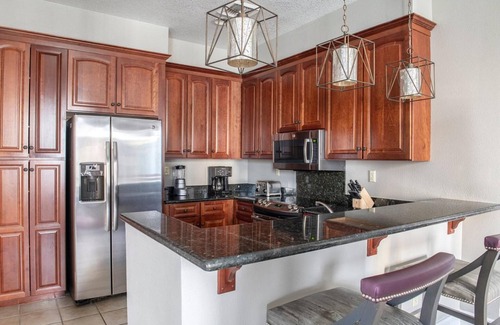 Las Vegas Resort | 2Bed/2Bath Deluxe Condo! Book Your Vegas Getaway With Us!