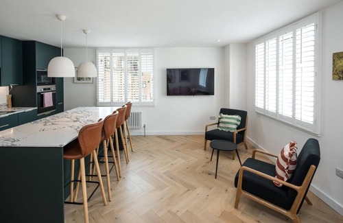 London City Centre Apartment | 2Bed 2Bath Stunning Shoreditch Apartment