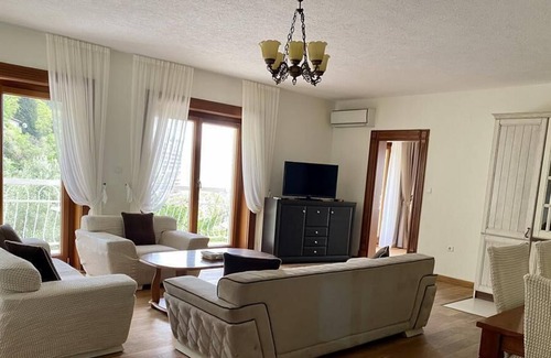 Rezevici Apartment | 2bedroom Apt #2 w/shared pool @Pietra Mare Apts