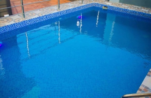 Alimosho Condo | 2bedroom with POOL, GYM, Wi-Fi, 24hrs power