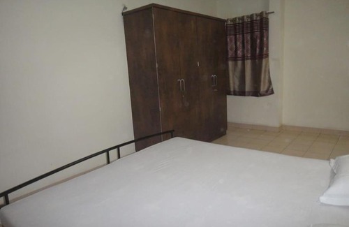 Koregaon Park Apartment | 2BHK Fully Furnished spacious AC Apartment in Koregaon Park, Pune