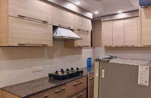 Lajpat Nagar Apartment | 2BHK in Lajpat Nagar near Market