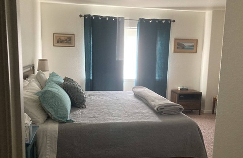 Greeley House | 2BR+2.5Bath+2Car Garage-Pets ok!