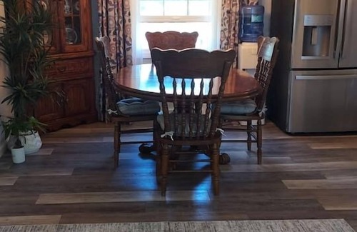 Craigsville House | 2BR/2BA - Bridge Day | Steam Sauna & Jetted Tub