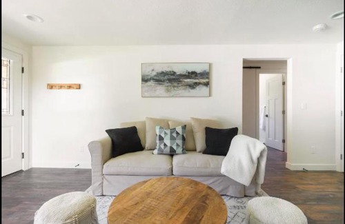 Northgate House | 2BR 2BA Northgate, Seattle Location with Patio, BBQ, and Backyard
