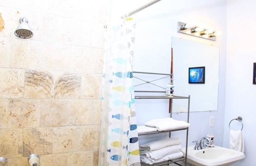West End House | 2BR/2BA VILLA 3C