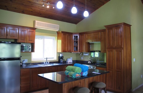 West End Condo | 2BR/2BA Villa 9A, FREE BREAKFAST