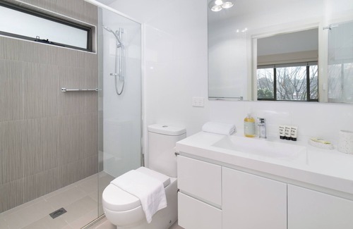 Garran House | 2BR 2bath townhouse in Garran
