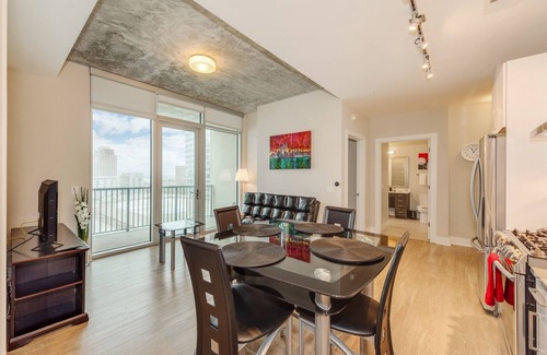 Second Ward Apartment | 2BR Apartment near Convention Center - No Balcony by RedAwning