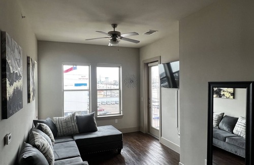 Memorial Apartment | 2BR Apartment