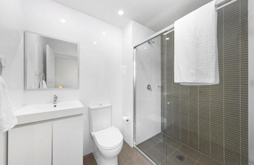 Canterbury Apartment | 2BR APT Ideal for Families or Business Stays