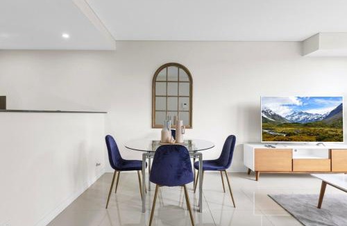 Canterbury Apartment | 2BR APT Ideal for Families or Business Stays