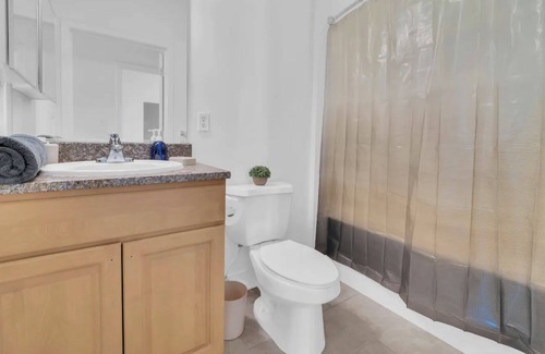 Shockoe Bottom House | 2BR at East Franklin Street