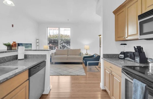 Shockoe Bottom House | 2BR at East Franklin Street