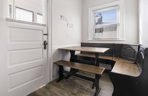 Canton Apartment | 2BR Beach Dreaming Apt in the Heart of Canton