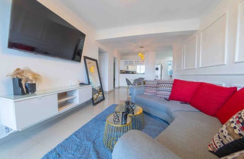 La Romana Apartment | 2br,close to Playa Caleta, Romana Airport & Chavon