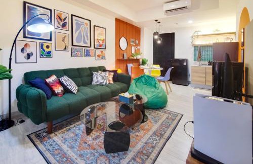 Pinang Apartment | 2BR Collins 1535 W Pool & Free Parking