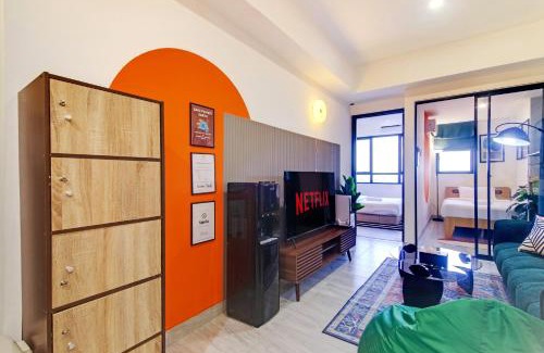 Pinang Apartment | 2BR Collins 1535 W Pool & Free Parking