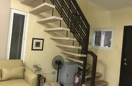 Canlubang House | 2BR House at Tagaytay Hampton Villas