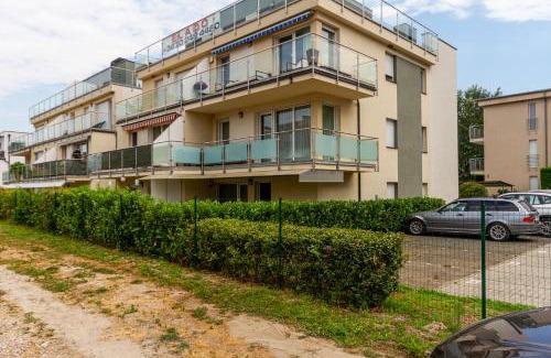 Siofok Apartment | 2BR Lakeside Haven w AC by NW