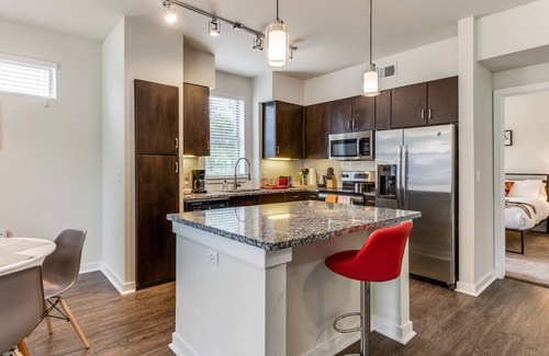 West Congress Apartment | 2BR Modern SoCo CozySuites w/ 2 Pools! #07