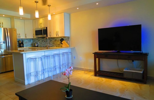 Red Hook Condo | ★ 2BR Sapphire Beach Newly Renovated - Perfect for Family.Washer/Dryer.WiFi