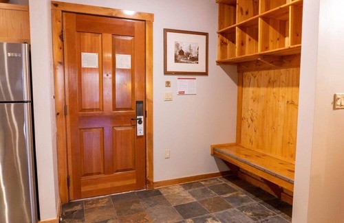 River Run Condo | 2BR Ski-In/Ski-Out Keystone Condo-Walk to Slopes!