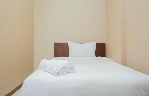 Pondokcina Apartment | 2BR Taman Melati Apartment near Universitas Indonesia By Travelio