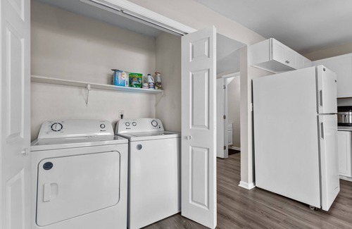 Greenville House | 2BR Townhouse Duplex 8 min to ECU 10 min to Vidant