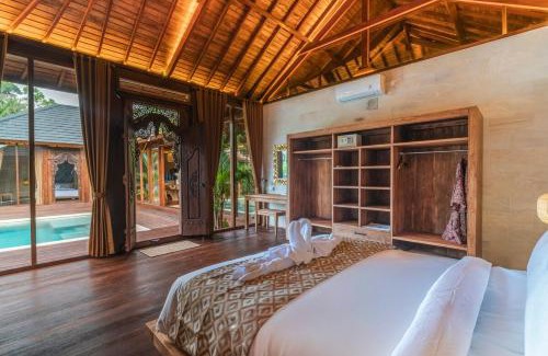 Sayan Villa | 2BR Villa Amethyst Private Pool & Rice Field Vibes