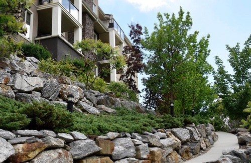 Quail Ridge Condo | 2BR w/Private Balcony in hear of Okanagan - Golf, Wineries, Pool, Lakes