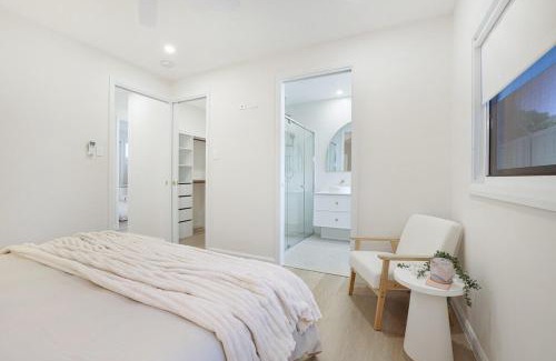 Bargara House | 2min walk to Esplanade - Perfect Bargara Escape